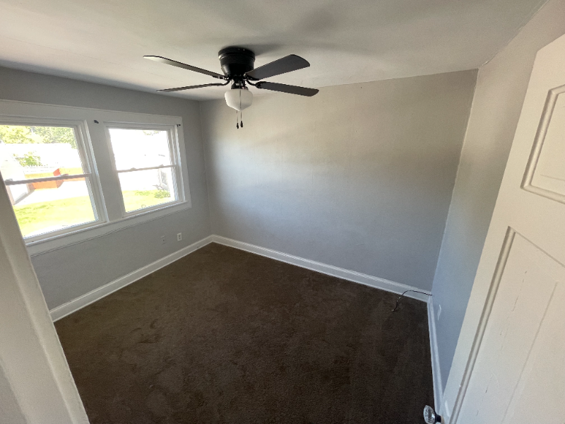 1305 N Danley Sq #1313 - Photo 4 of 8