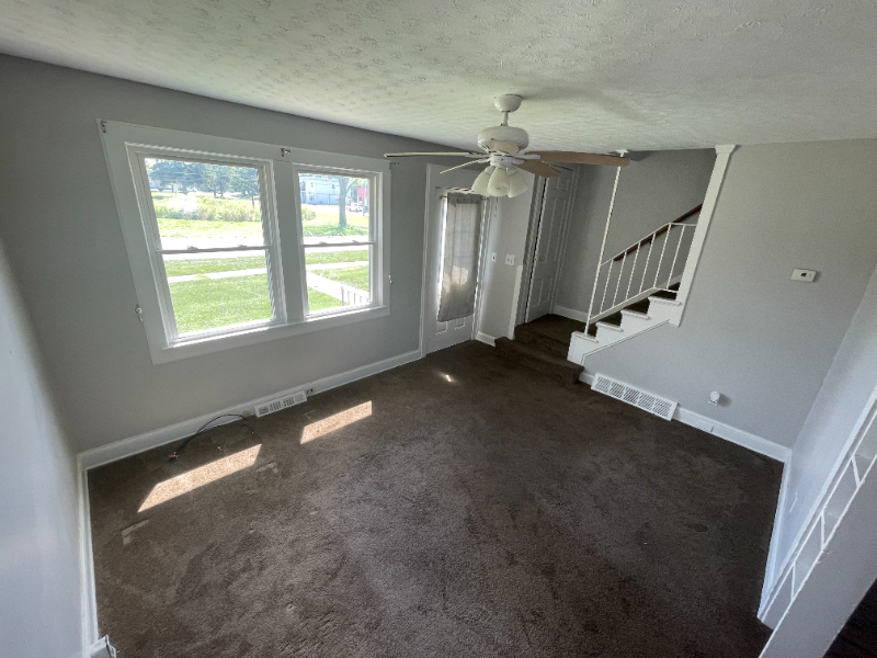 1305 N Danley Sq #1313 - Photo 7 of 8