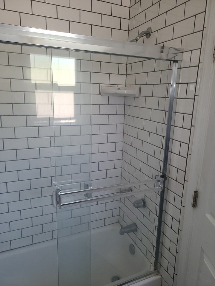 812 N St #B - Photo 6 of 14