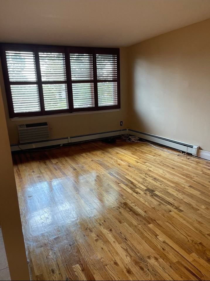 1721 Shore Pkwy #3FL - Photo 4 of 9