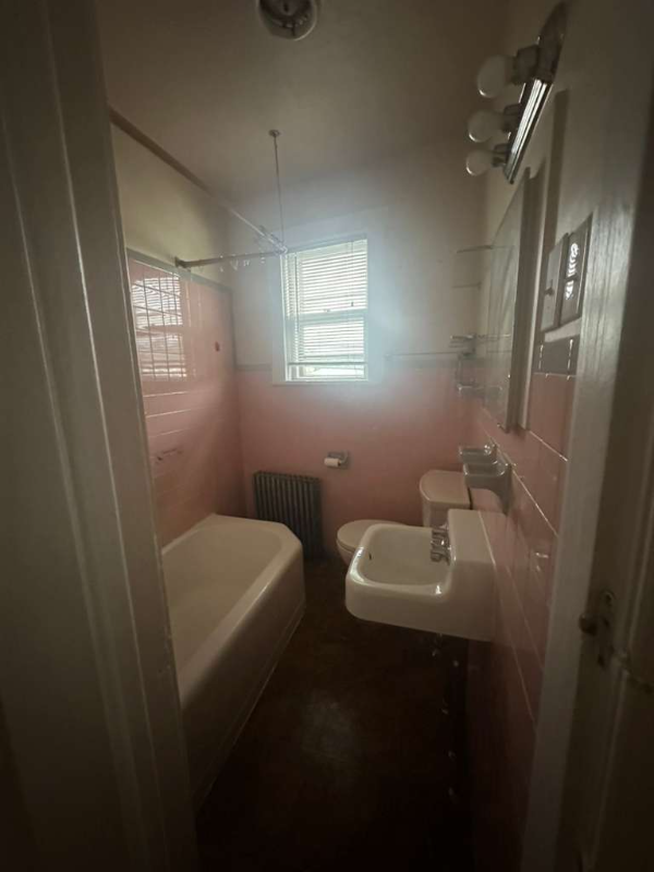 918 Livingston Ave #2 - Photo 5 of 6