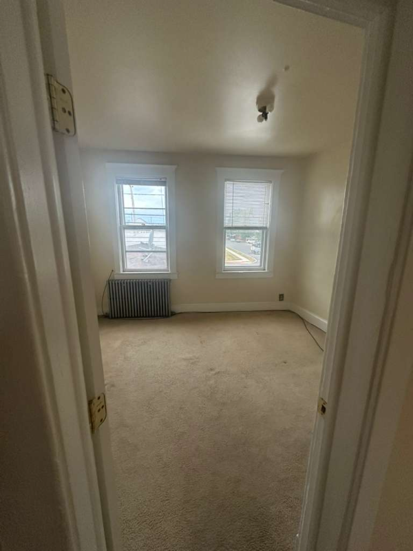 918 Livingston Ave #2 - Photo 6 of 6