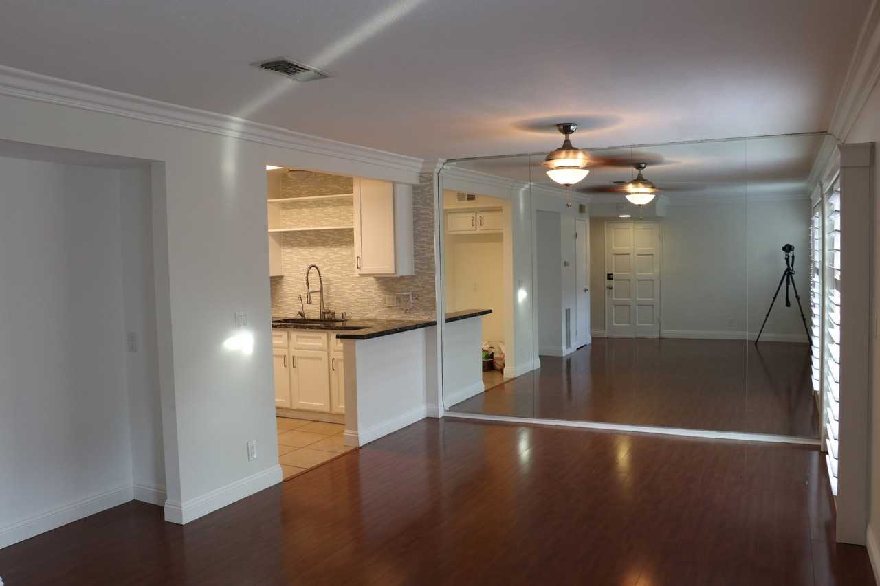5635 E Avenida De Vinedos - Photo 4 of 20