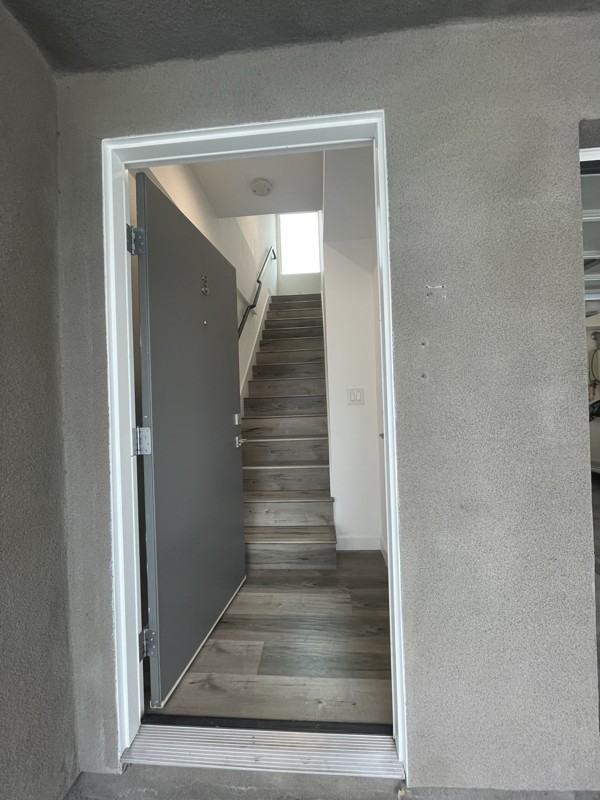 14211 Gilmore St - Photo 2 of 18
