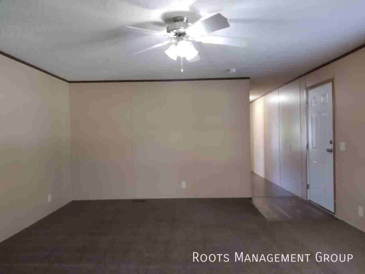 2338 Cascade Ave - Photo 7 of 14