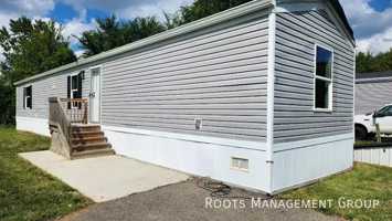featured image of 47 Oak St #47