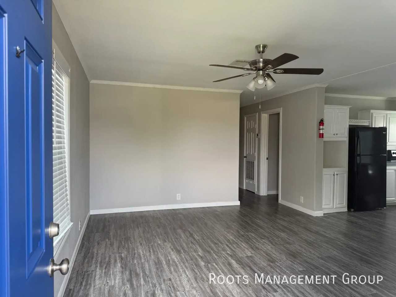 16122 Maladi Dr #16122M - Photo 4 of 19