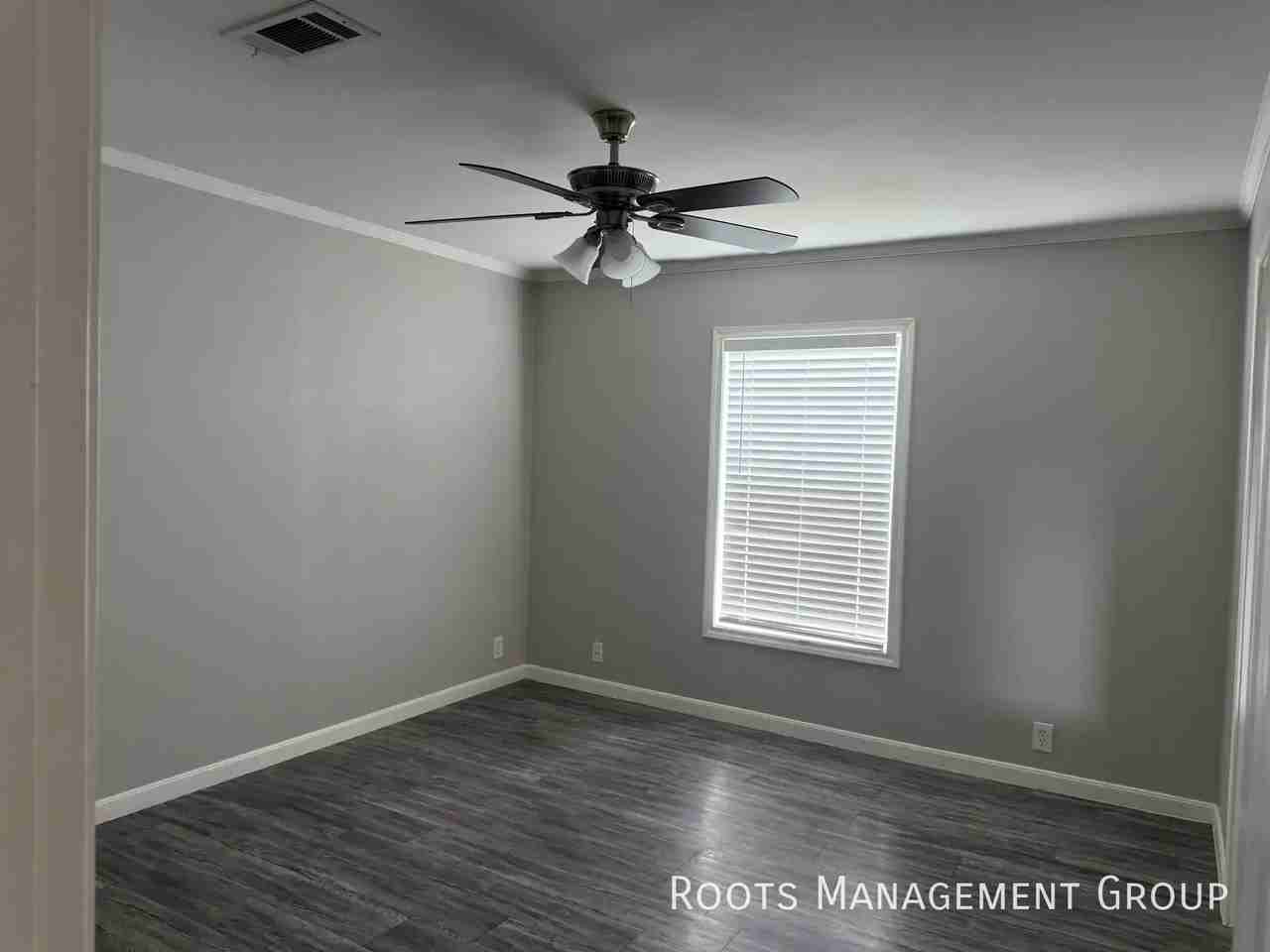 16122 Maladi Dr #16122M - Photo 5 of 19