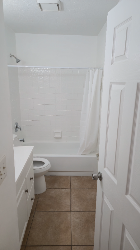 1661 Se Lennard Rd - Photo 5 of 7