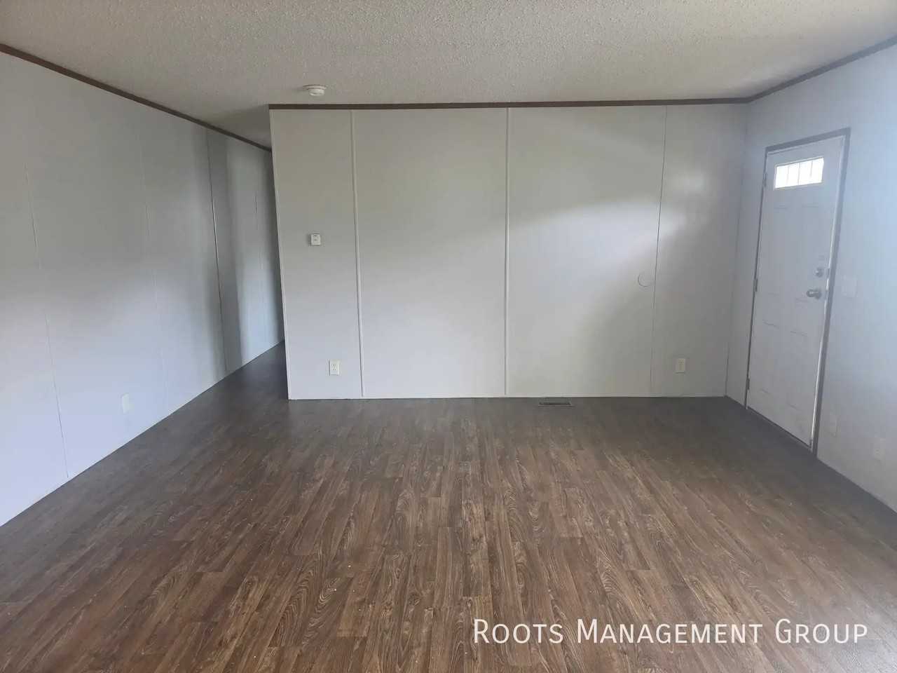2565 Gemini St - Photo 3 of 17