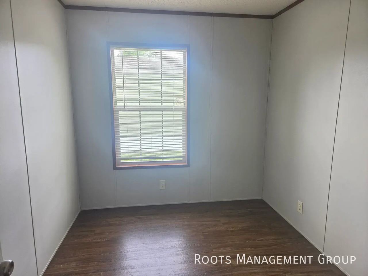 2565 Gemini St - Photo 7 of 17
