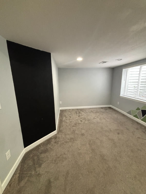 10144 Madison St - Photo 2 of 28