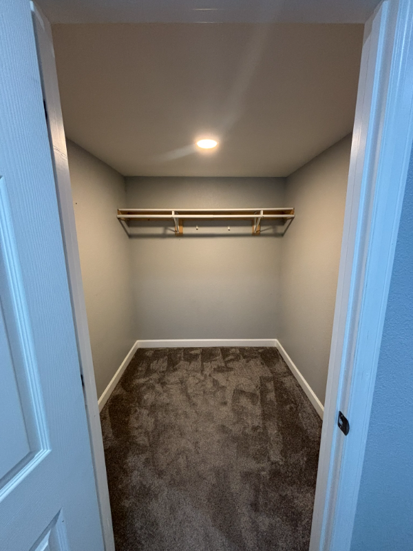 10144 Madison St - Photo 4 of 28