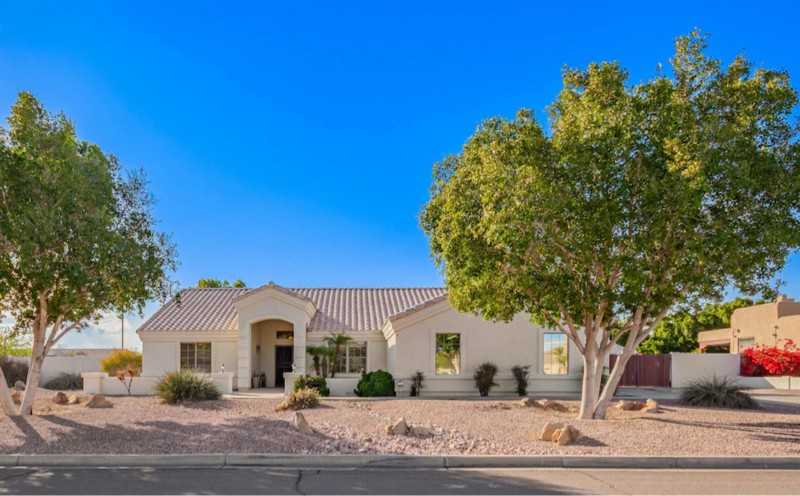 23200 N Paseo Laredo Ln - Photo 2 of 26