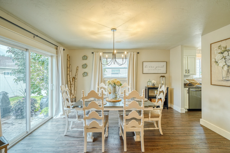 26 Vanderbilt Dr #1 - Photo 6 of 14