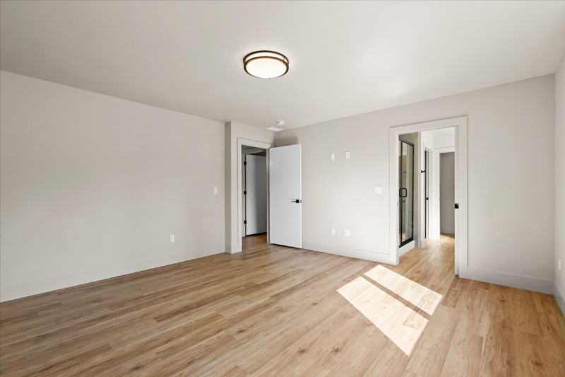 858 E Margaret Ave - Photo 6 of 23
