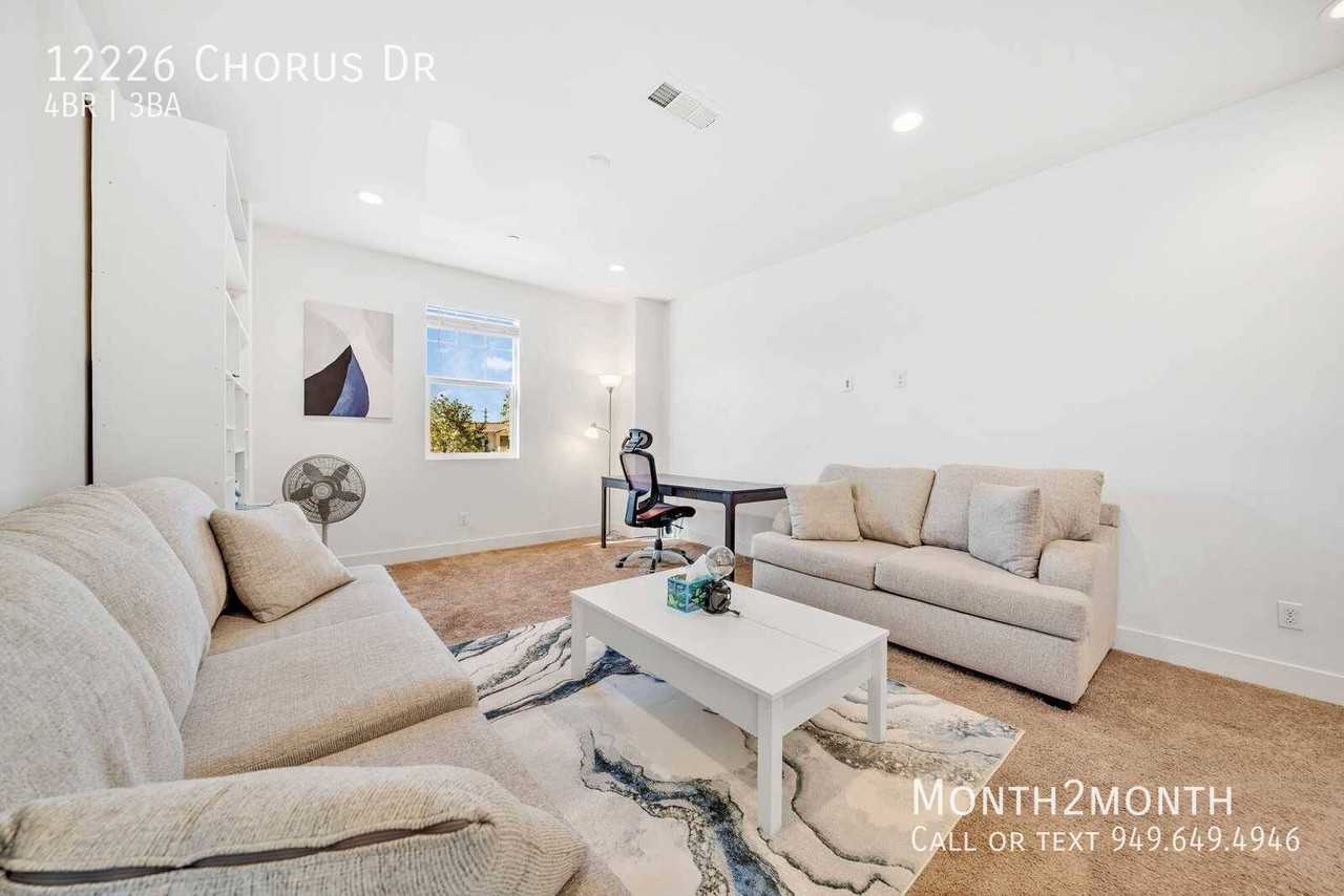 12226 Chorus Dr - Photo 6 of 43