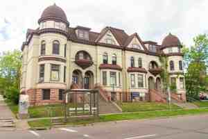 featured image of 303 E 3rd St #35