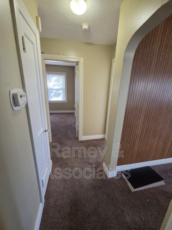 1091 Bicknell Ave - Photo 6 of 27