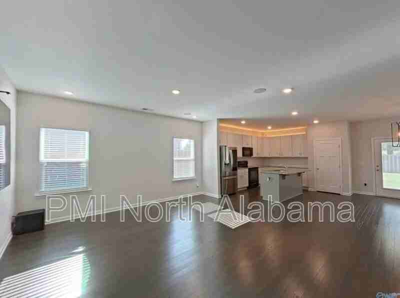26628 Kyle Ln - Photo 3 of 11
