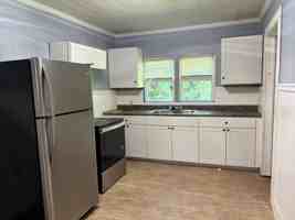 featured image of 1020 Grace Ave