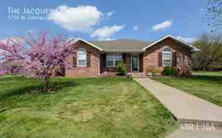 featured image of 3756 W Greenleaf St