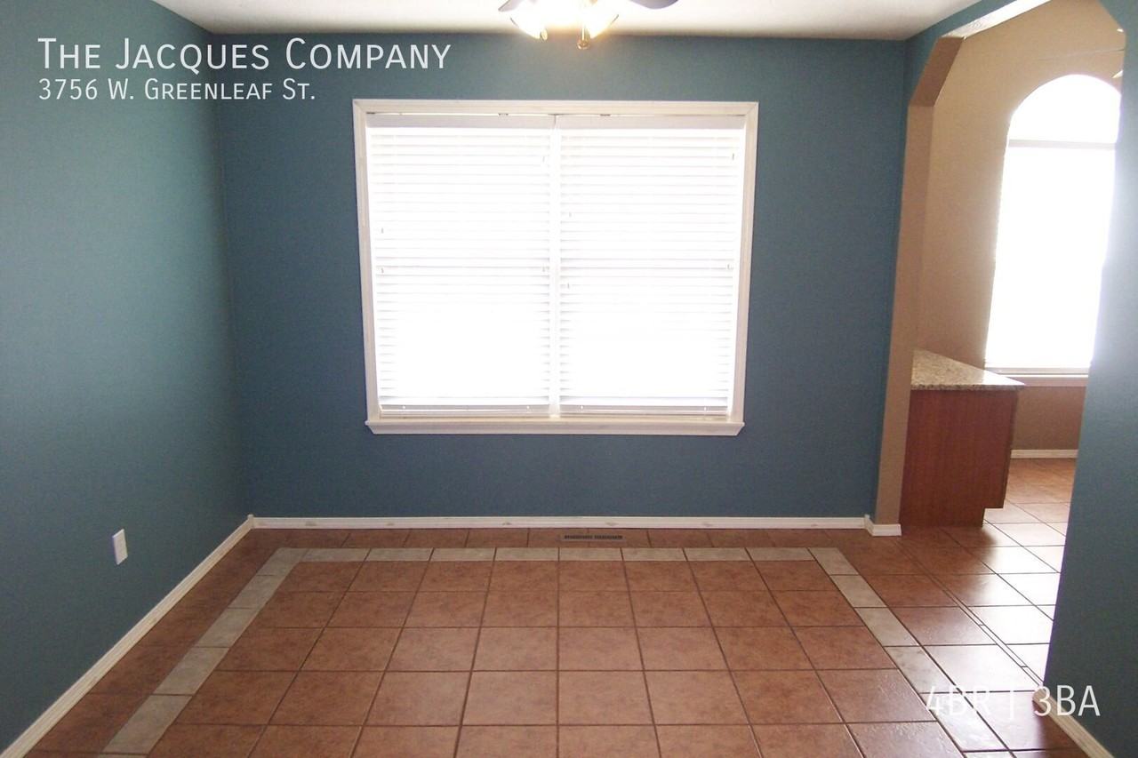 3756 W Greenleaf St - Photo 7 of 23
