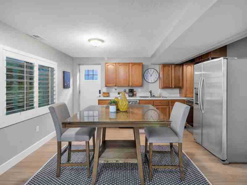 4669 W Indian Spring Cir - Photo 2 of 21