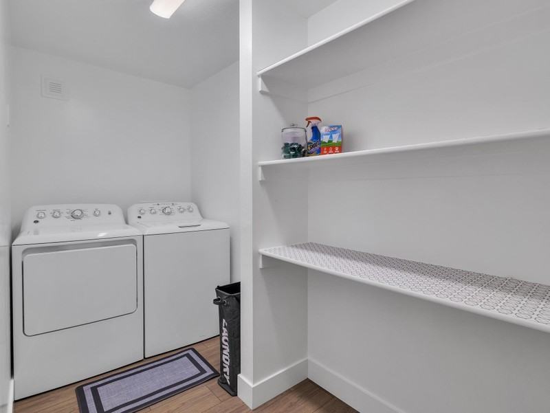 4669 W Indian Spring Cir - Photo 4 of 21