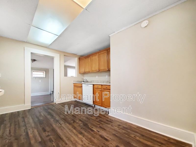7 Hillside Ln - Photo 6 of 28