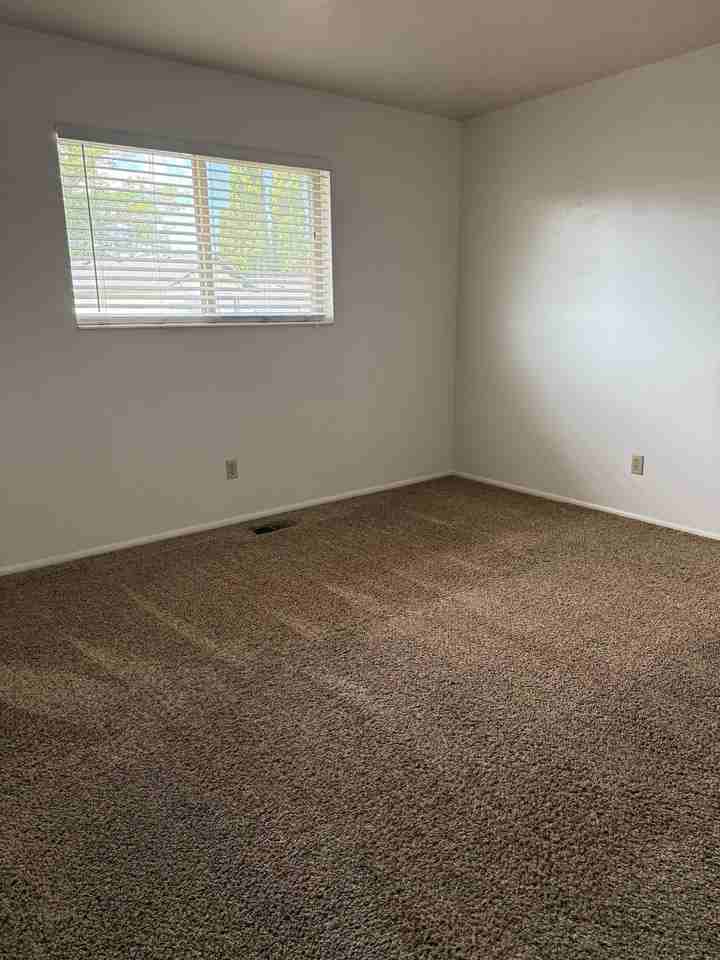 1450 Westsouth - Photo 6 of 11