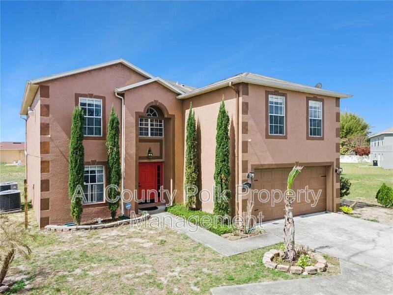 455 Danube Dr - Photo 2 of 39