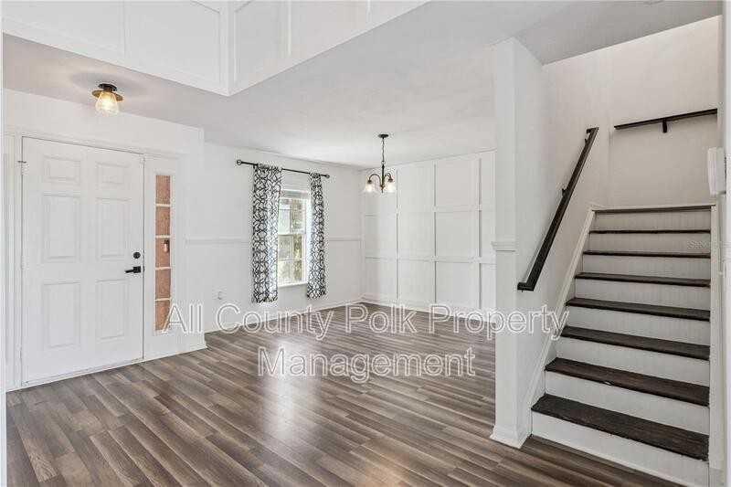 455 Danube Dr - Photo 3 of 39