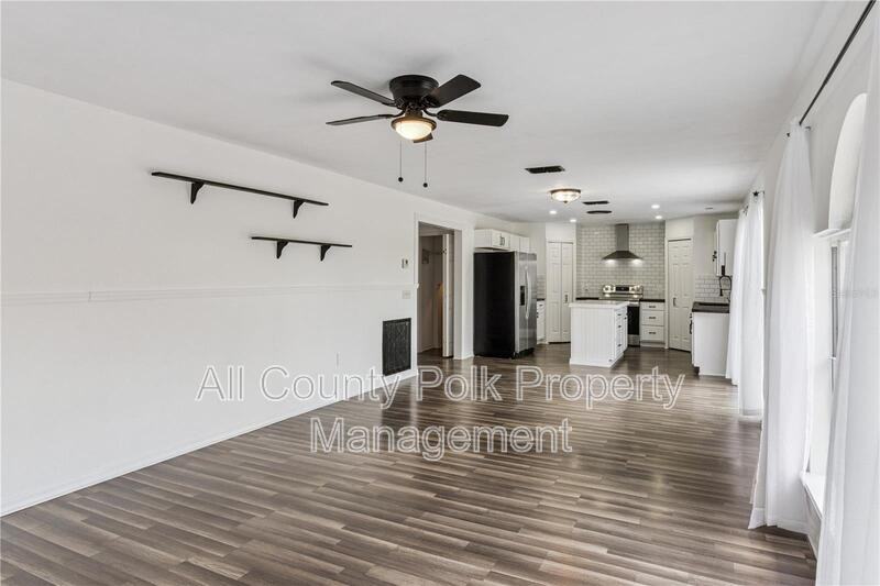 455 Danube Dr - Photo 6 of 39