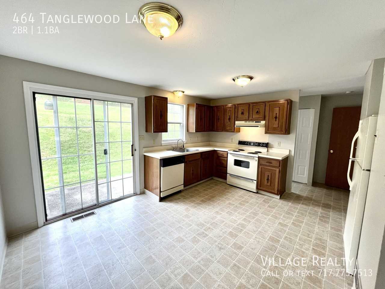 464 Tanglewood Ln - Photo 2 of 50