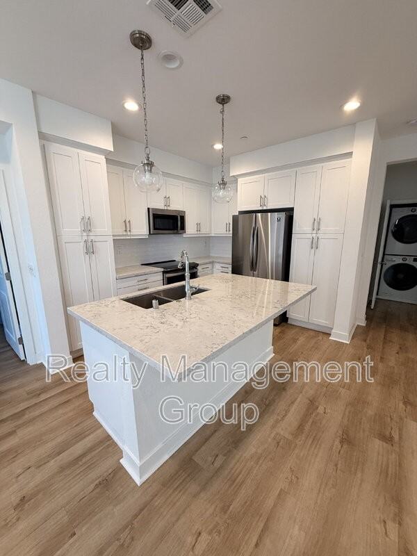 8711 Aruba Ln - Photo 5 of 29