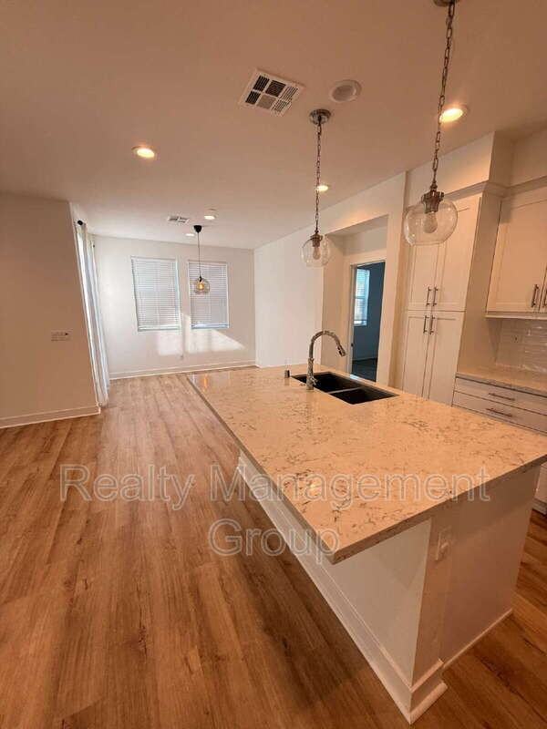 8711 Aruba Ln - Photo 7 of 29