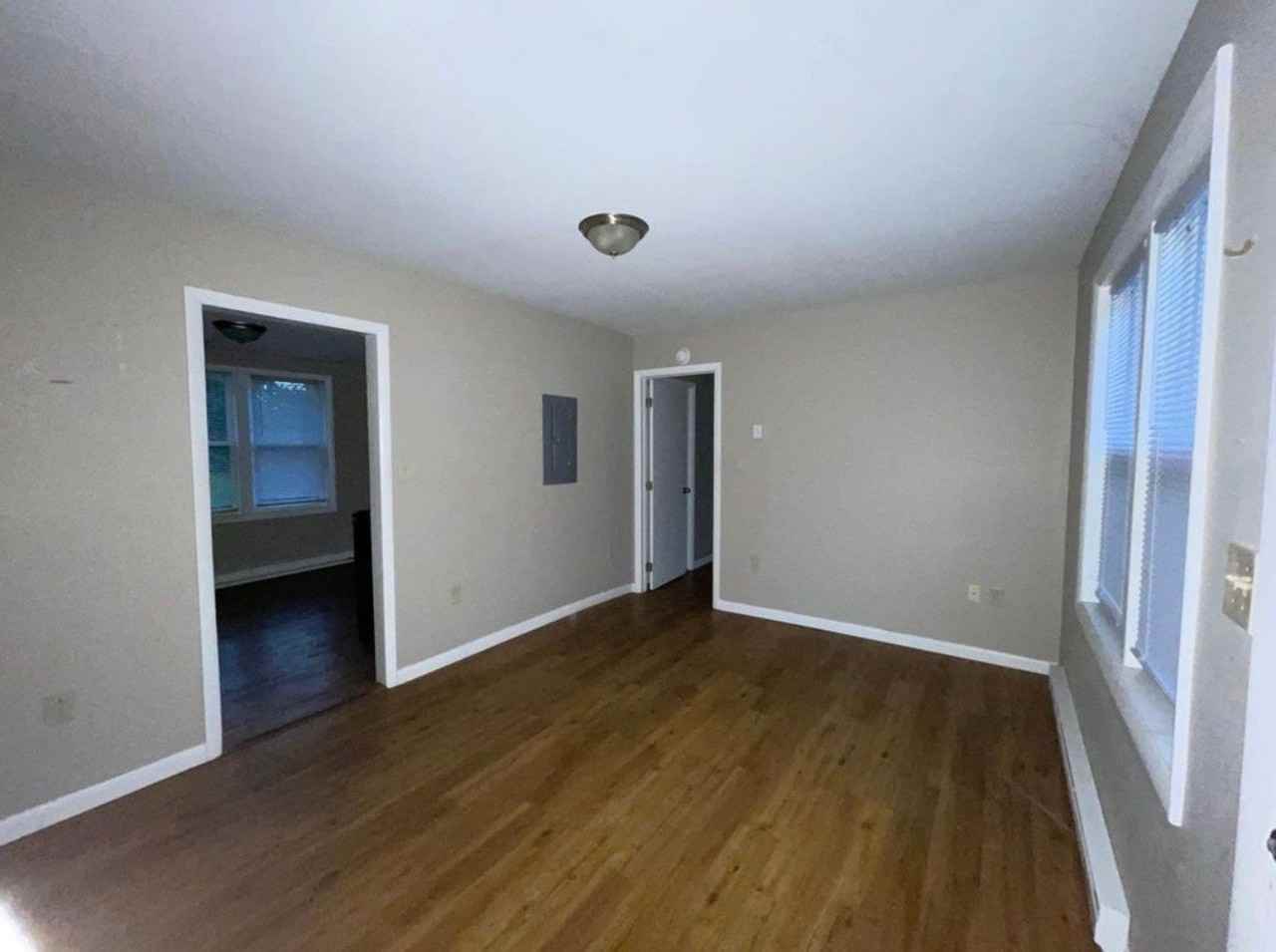 603 S Blakely St #1 - Photo 4 of 8