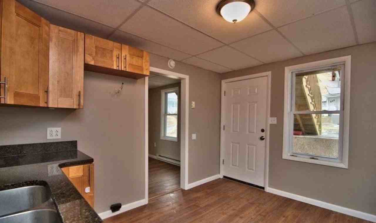 603 S Blakely St #2 - Photo 2 of 11