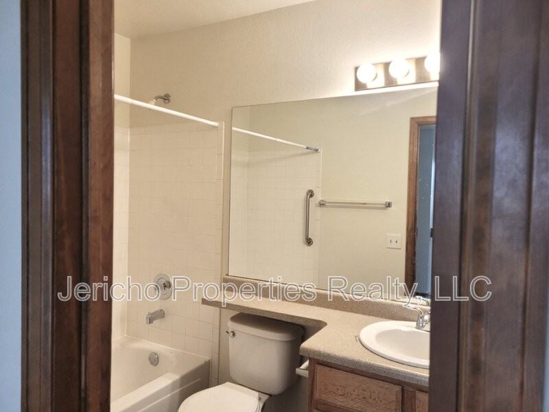 8731 W Cornell Ave #5 - Photo 6 of 12