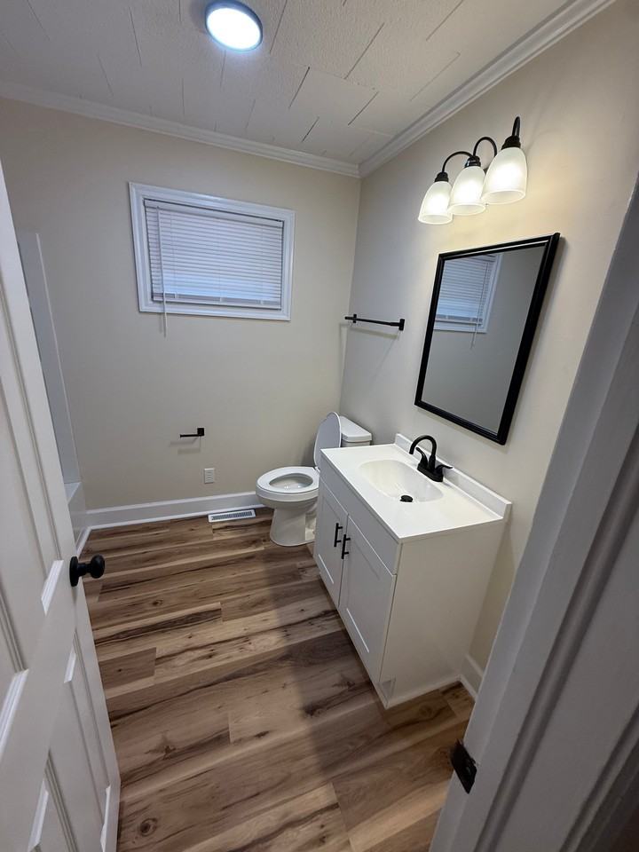3514 S Pitt St - Photo 5 of 14