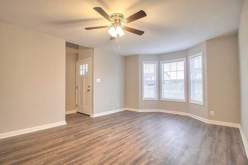 733 Shetland Dr #NA - Photo 2 of 15