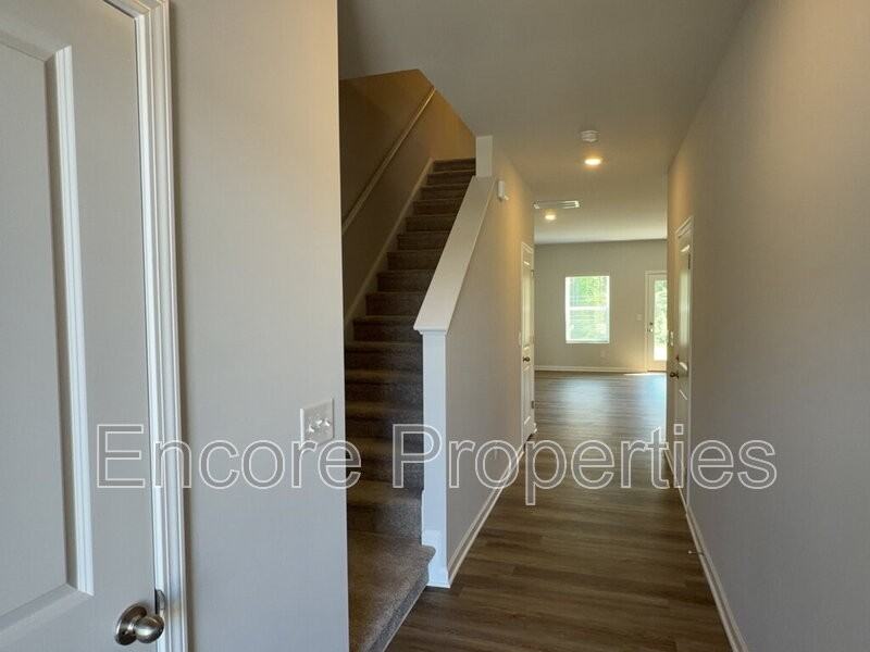 3219 Bailey Lake Dr - Photo 2 of 19
