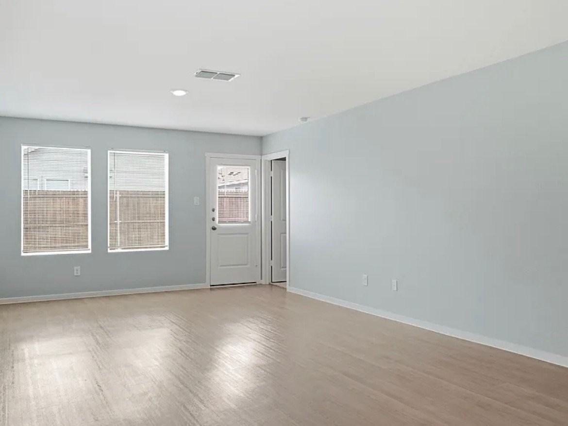 191 Klutts Dr - Photo 2 of 6