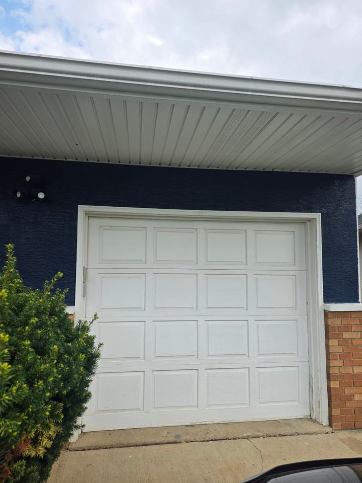 5817 Satinwood Dr - Photo 2 of 10