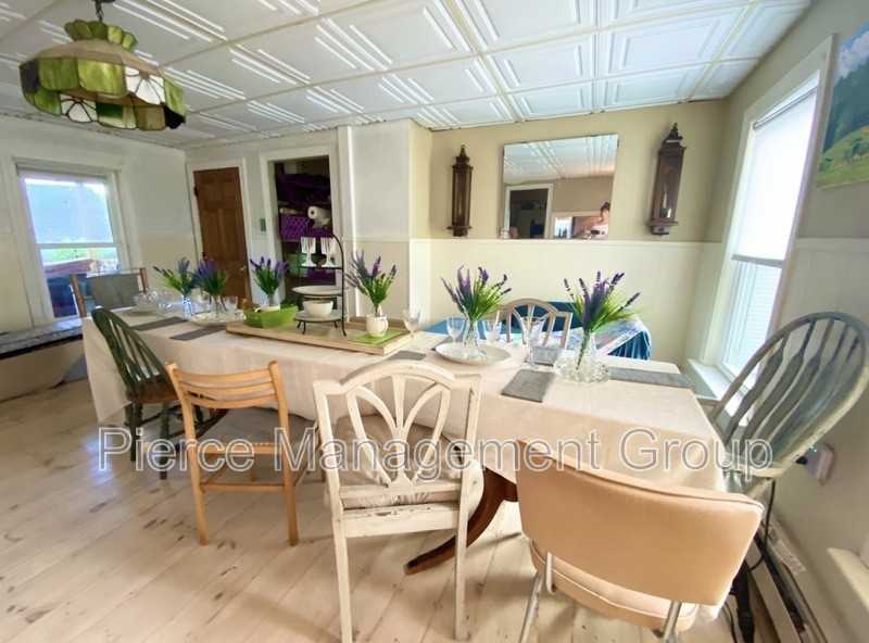 28 Tremont St #B - Photo 4 of 10