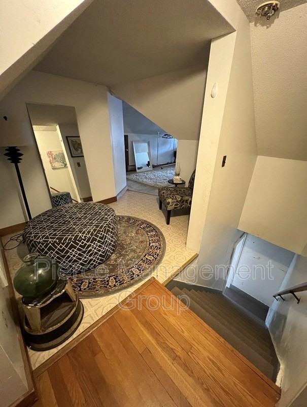 28 Tremont St #B - Photo 7 of 10
