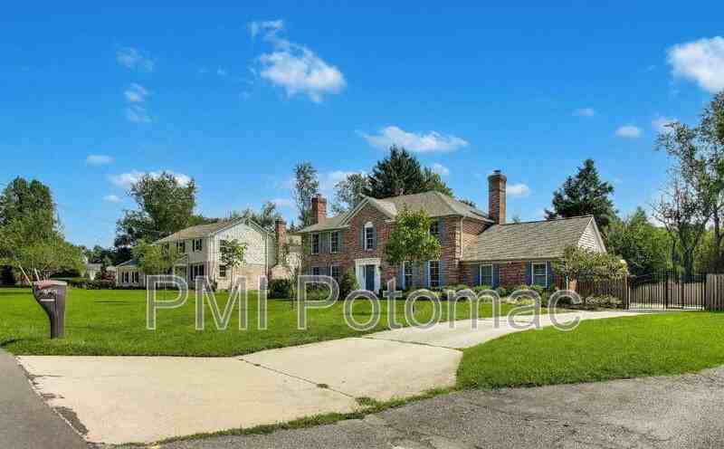 7724 Fontaine St - Photo 4 of 50