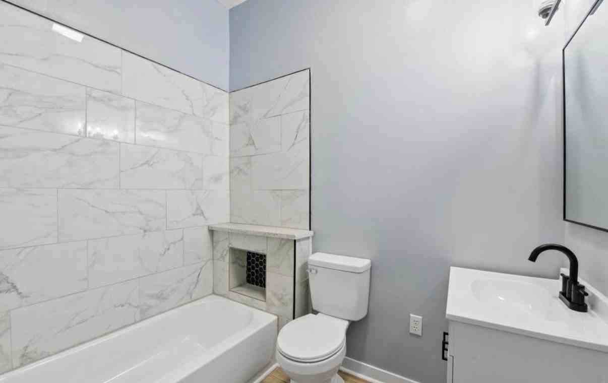 139 5th Ave - Photo 7 of 12
