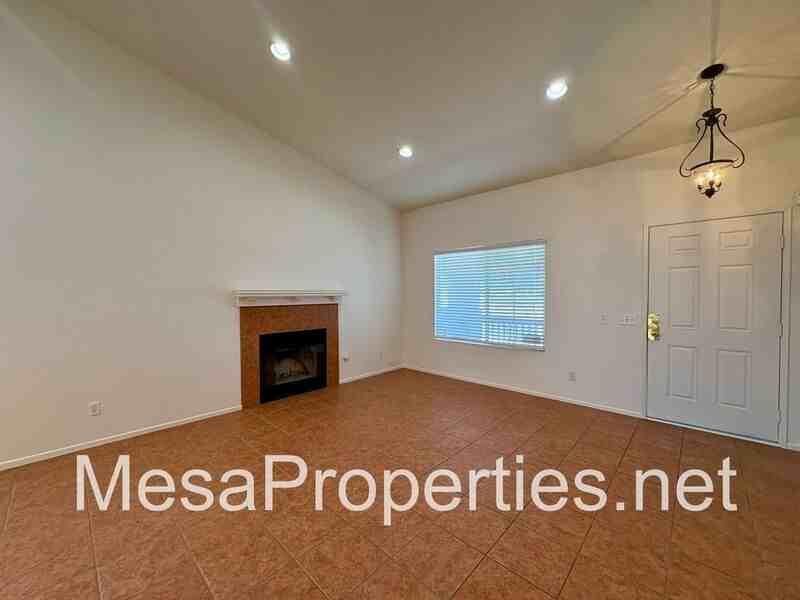 15670 Pearmain St - Photo 5 of 27